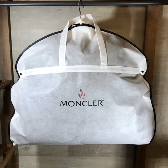 Moncler Vest Men's Lafage Flag Hooded Puffer SZ M - Picture 6 of 6